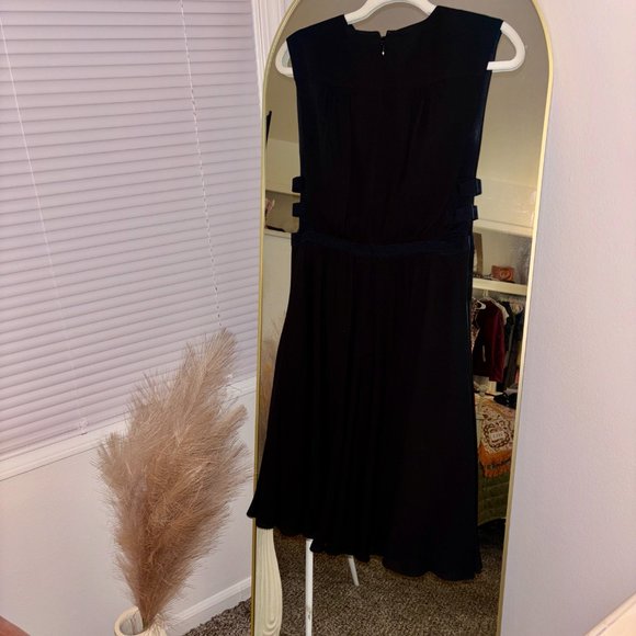 BCBG Maxazria little black dress - Picture 4 of 4